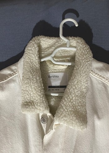 Beyaz Kot Ceket Bershka - Görsel 2