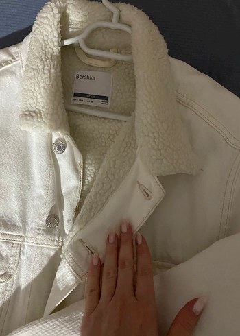 Beyaz Kot Ceket Bershka - Görsel 3