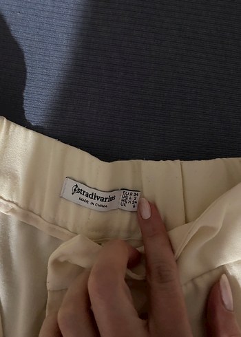 Stradivarius bol paça pantolon krem - Görsel 3