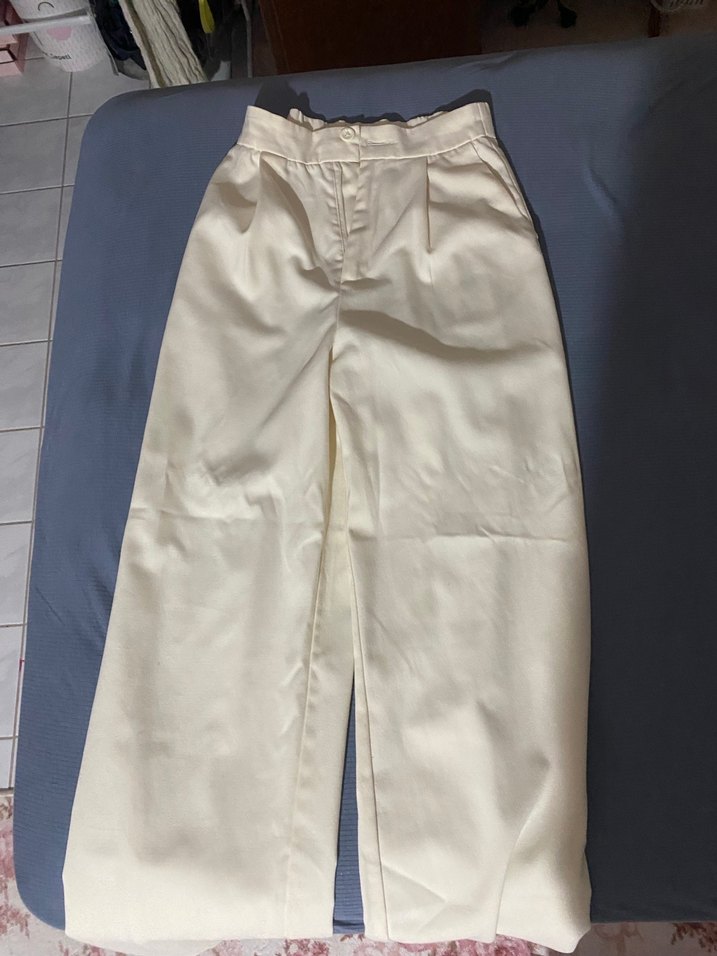 Stradivarius bol paça pantolon krem - Görsel 2