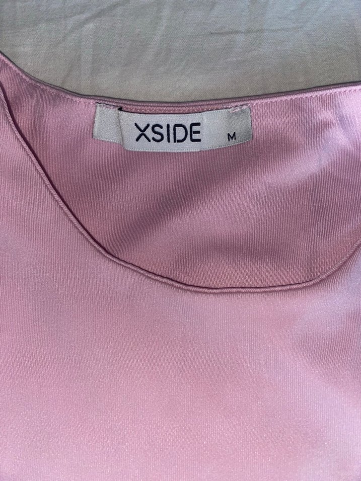 Pembe Yüksek Yakalı Kolsuz Body - Görsel 2