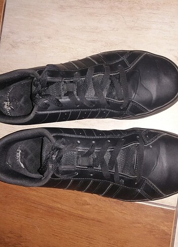 42.5 Beden Adidas erkek ayakkabı