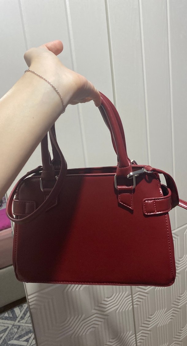 bershka orta boy kırmızı çanta - Görsel 2