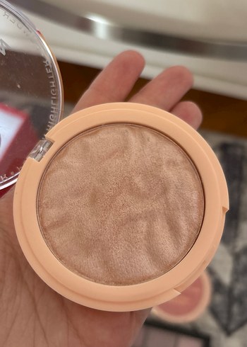 revolution far allık kapatıcı makyaj set - Görsel 5