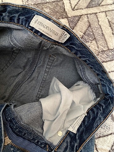 Stradivarius crop straight jean