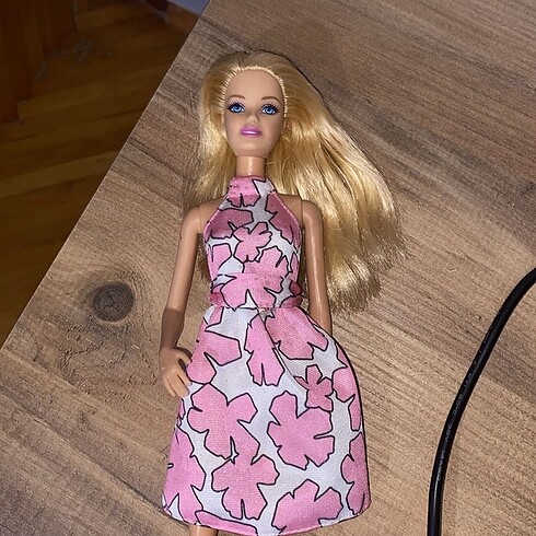 barbie bebek