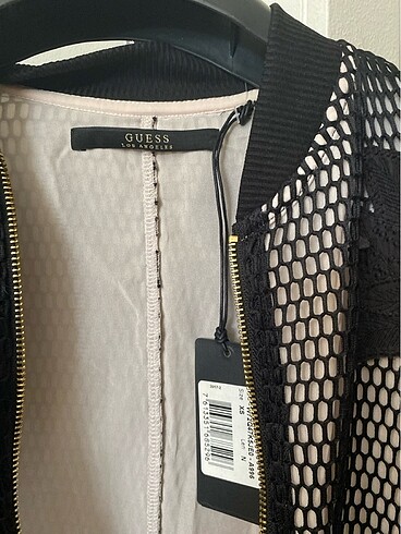 Guess Guess üst