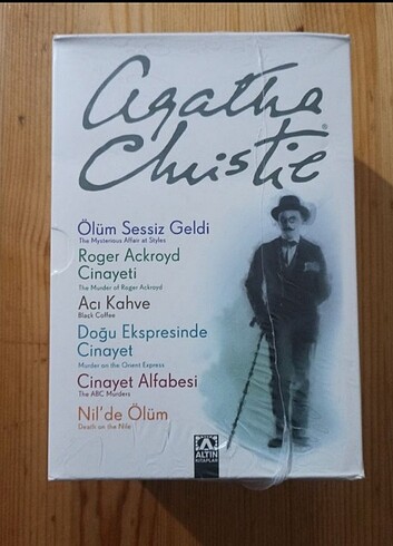 Agatha Christie - Pairot Seçkisi