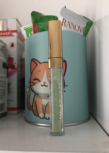 Revolution pro yeşil kapatıcı - Görsel 2