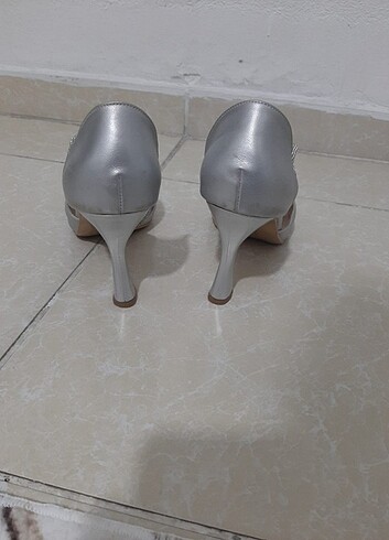 Abiye ayakkabıs gümüş renginde - Görsel 5