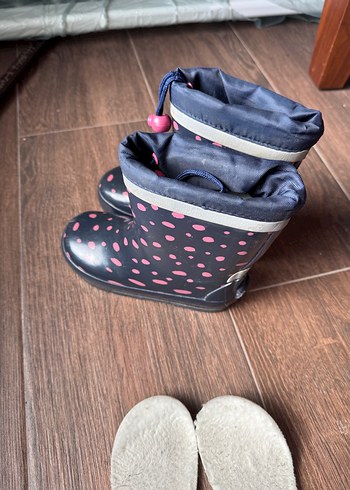 Tchibo Pembe Noktalı ve Reflektörlü Yağmur Çizmesi - Görsel 3