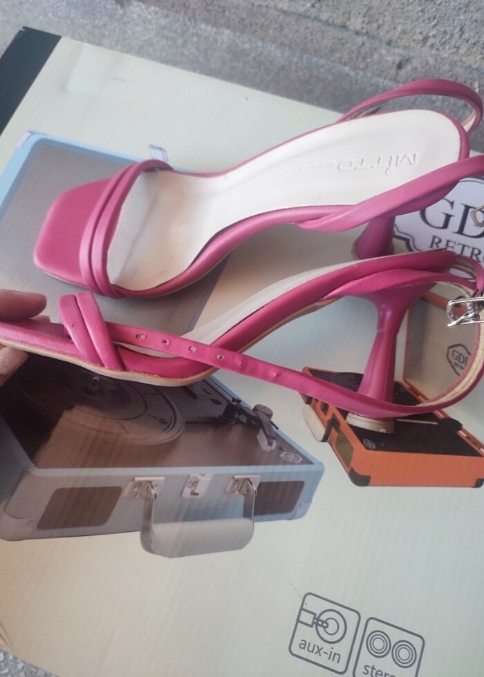 Topuklu ayakkabı  - Görsel 1