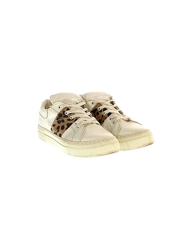 Vintage Love PreLoved Spor Ayakkabı %70 İndirimli.