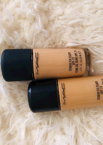 MAC Studio Fix Sıvı Fondöten SPF 15 NC37-C4