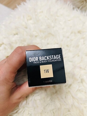 Dior DİOR BACKSTACE FONDÖTEN SIFIR AMBALAJLI