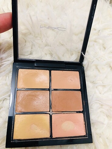 MAC CONCEALER YÜKSEK KAPACI 6 RENK