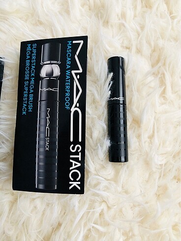 MAC MAC MİNİ HACİM VEREN WATERPROF MASKARA