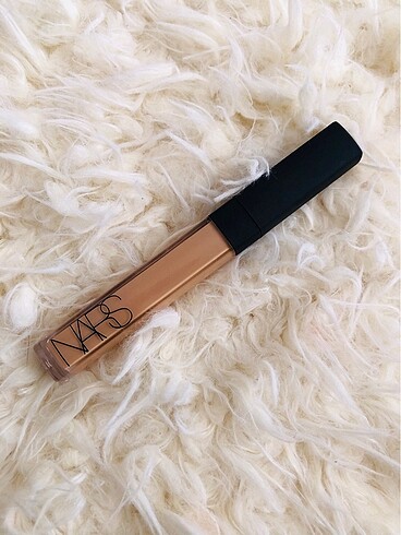 NARS CONCEALER YÜKSEK KAPATICI
