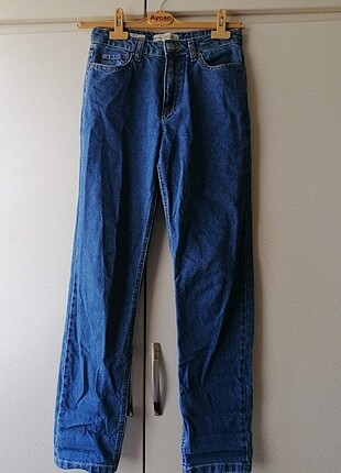Bershka mom jean 