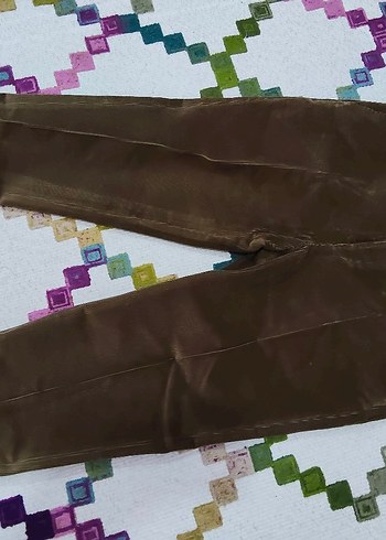 Kahverengi Kadife Pantolon 2 defa giyildi - Görsel 3