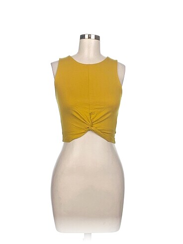 Stradivarius T-shirt %70 İndirimli.