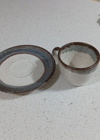  Beden Gri Kenarlı Beyaz Seramik Fincan ve Tabak Seti