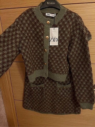 Zara S hırka ve etek Haki
