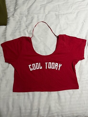 Crop tişört