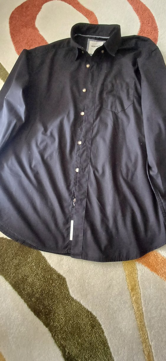 Düğmeli Siyah Erkek Gömleği - Görsel 2