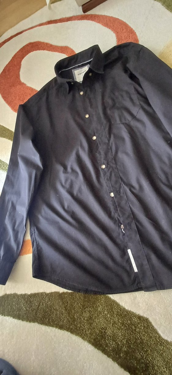 Düğmeli Siyah Erkek Gömleği - Görsel 3