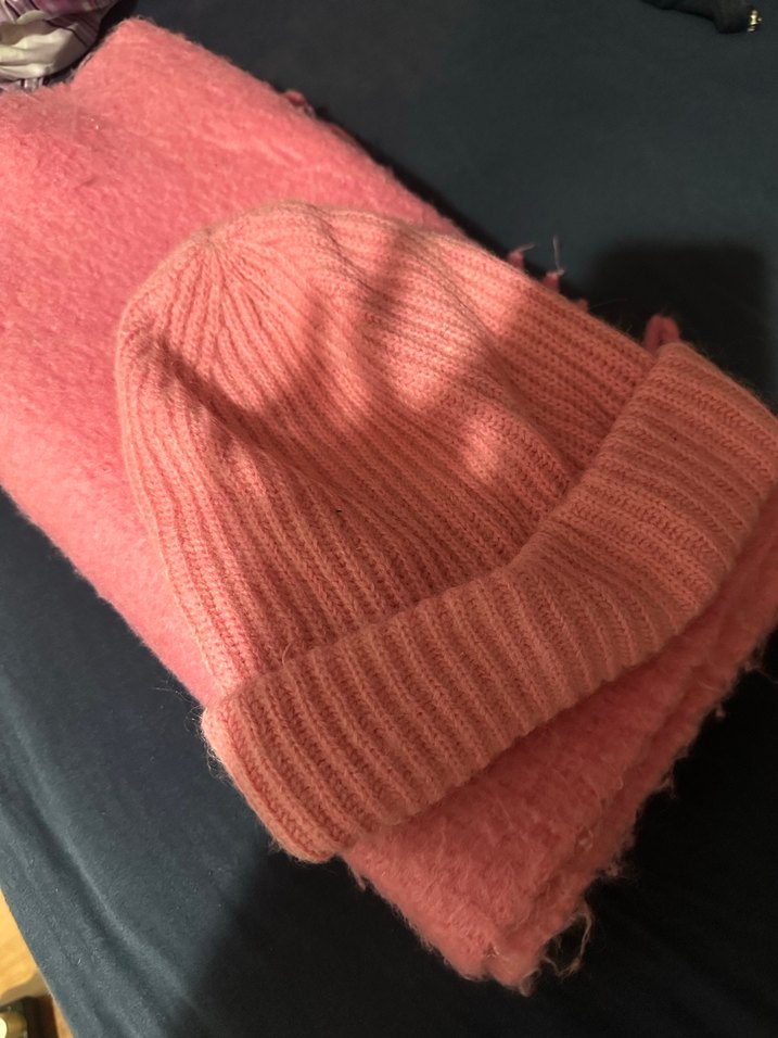 Pembe & lila atkı ve bere - Görsel 4