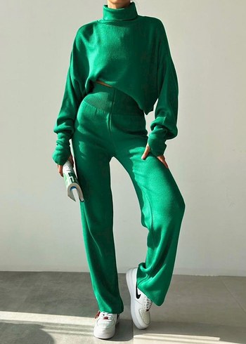 Yeşil triko takım - Görsel 3