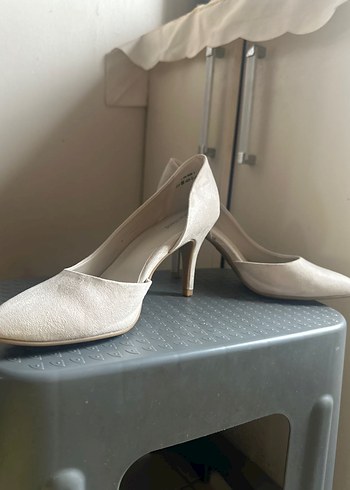 37 Beden beyaz Renk Beyaz Süet Stiletto Kadın Topuklu Ayakkabı