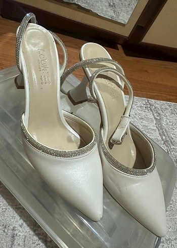 Bej Stiletto Tokalı Kadın Abiye Ayakkabı
