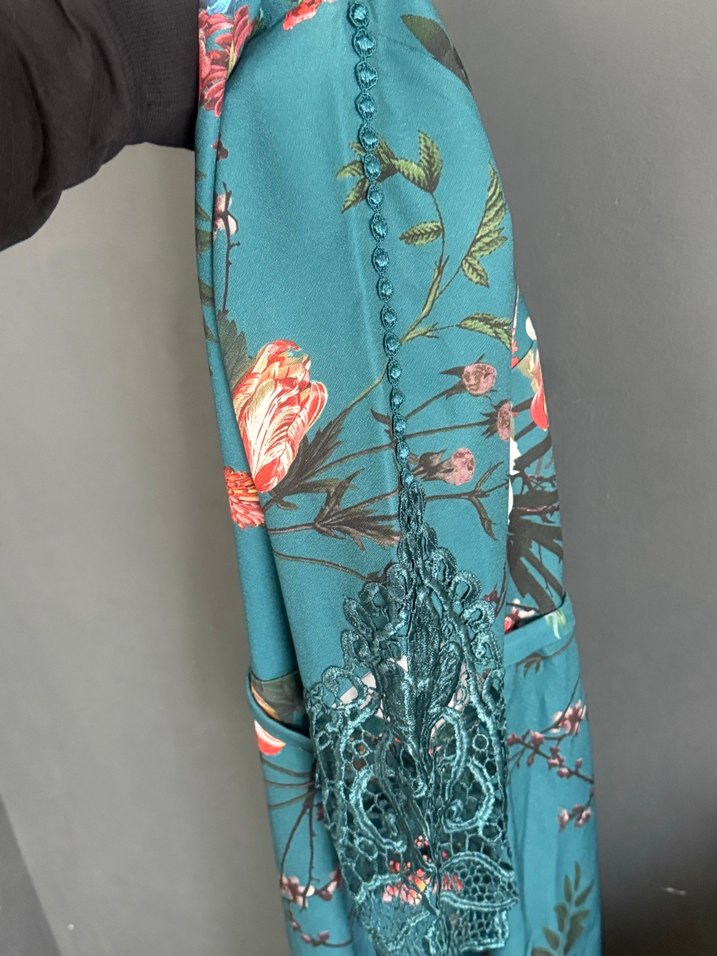 Dantel Detaylı Turkuaz Çiçekli Bohem Kimono - Görsel 4