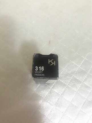 Kiko Kiko marka velvet 316 ruj