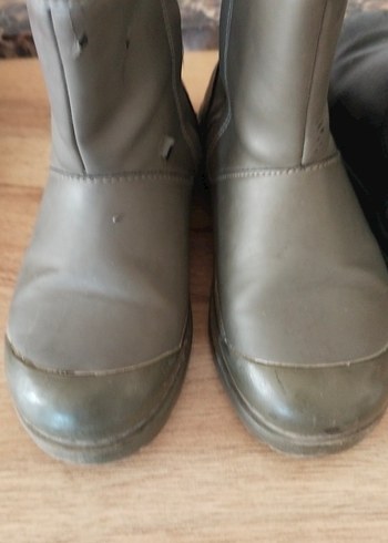 26 Beden kahverengi Renk Kız Çocuk zara bot ve crocs orjinal sandalet