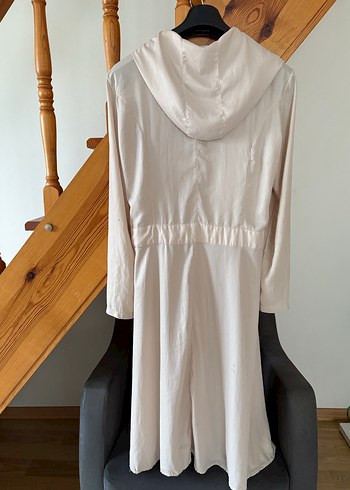 Bej Uzun Kollu Bol Kesim Kadın Elbisesi - Görsel 2