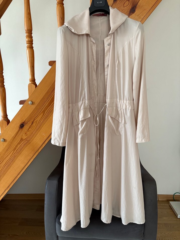 Bej Uzun Kollu Bol Kesim Kadın Elbisesi - Görsel 4