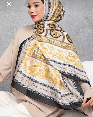  Beden Versace vual ipek şallar