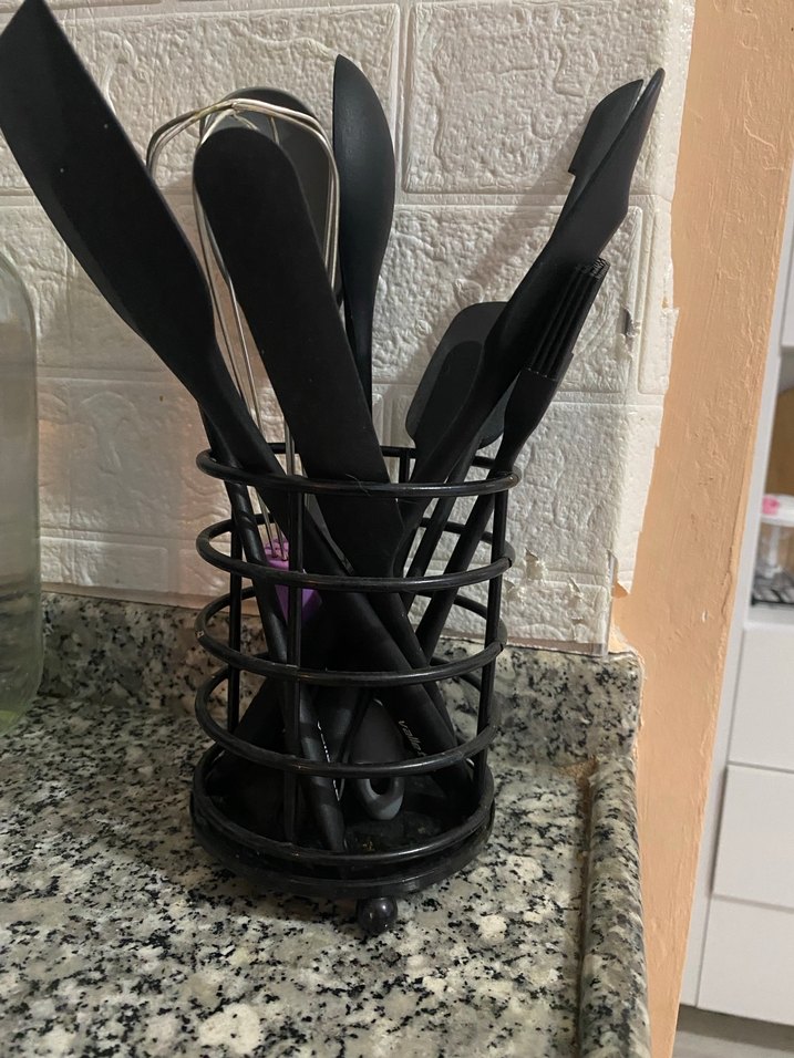 Siyah Metal kaşıklık - Görsel 3