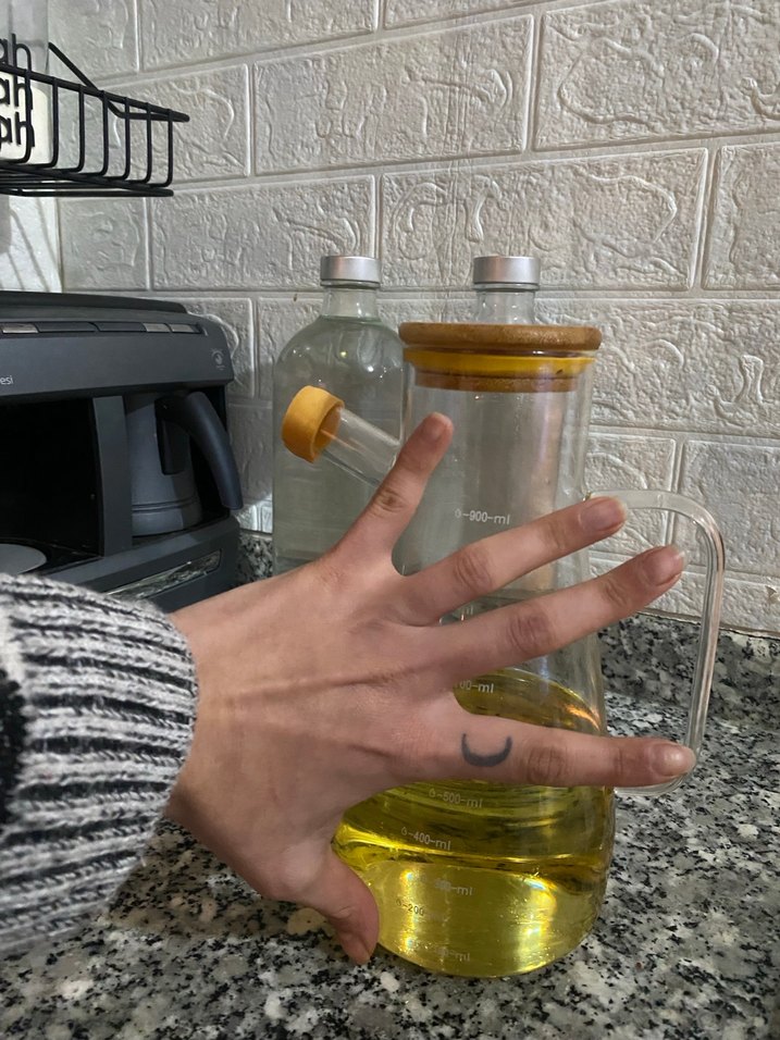 Cam Yağlık Sürahi Sarı Kapaklı - Görsel 2