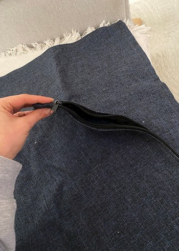 İki adet lacivert kırlent kılıfı - Görsel 2