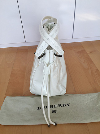 universal Beden Burberry orjinal hiç kullanılmamış çanta