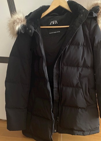 Zara Siyah Kurklu Kadin Kislik Mont
