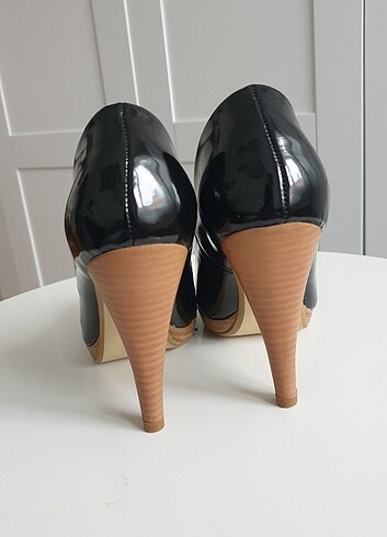 Diğer Siyah rugan stiletto