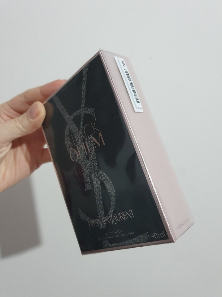 Yves Saint Laurent Black Opium Kadın Parfümü 90 ml - Görsel 3