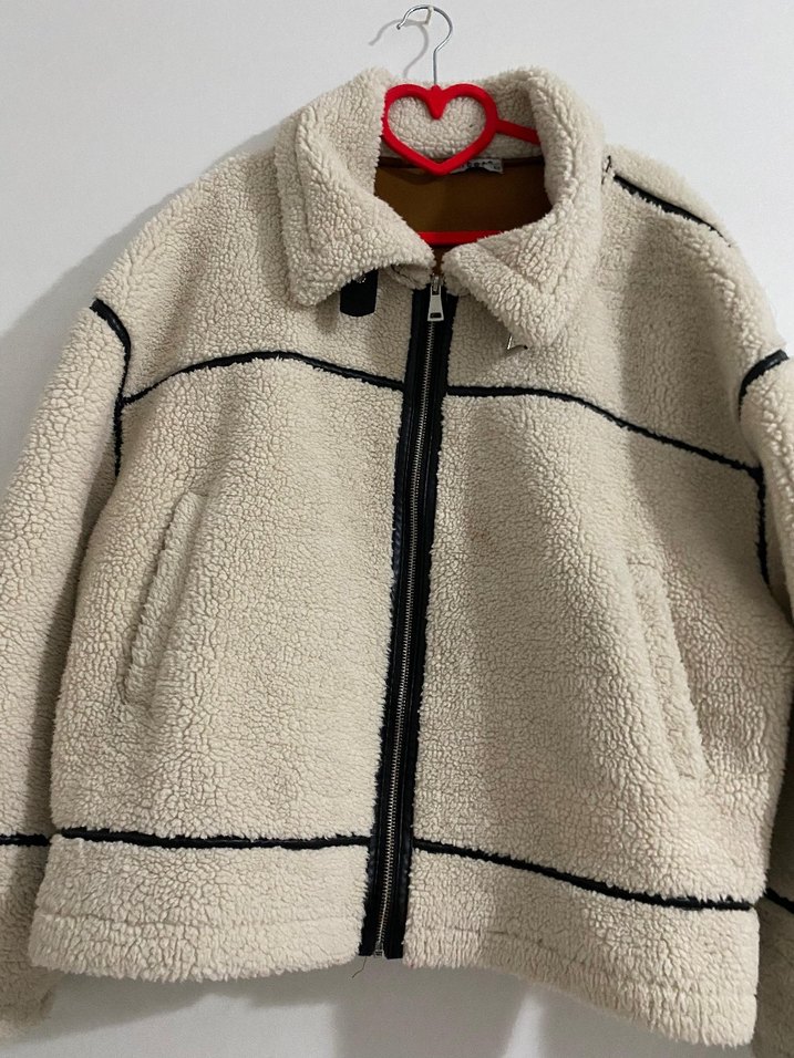 Peluş Detaylı Kadın Midi Ceket - Görsel 3