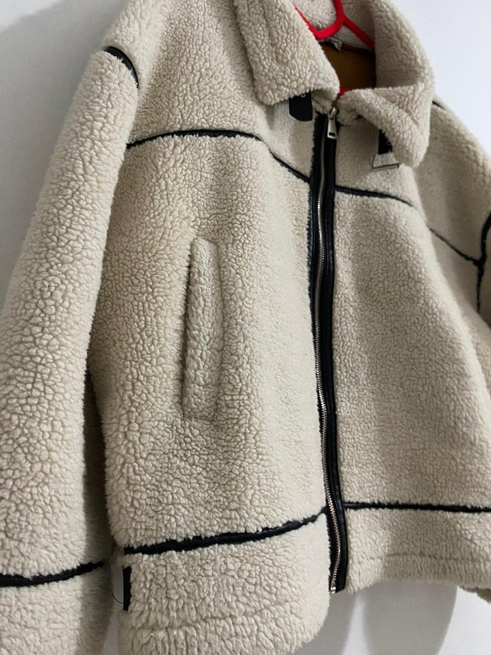 Peluş Detaylı Kadın Midi Ceket - Görsel 4