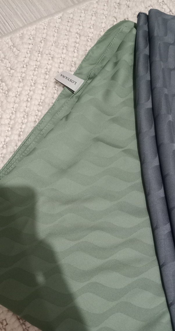 Gri Pilili Kadın Şal - Görsel 2